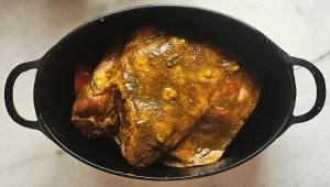 Lire la suite à propos de l’article Recette – Épaule d&rsquo;agneau au raz el-hanout